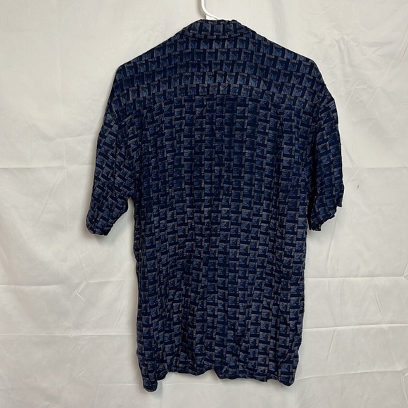 Pacific scene men’s short sleeve button down shirt with pocket. - Picture 2 of 5